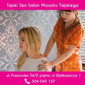 kobieta podczas masażu Shiatsu
